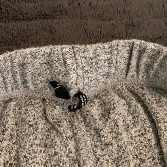 Urban outfitters flare COMFY pajama pants - Picture 4 of 5